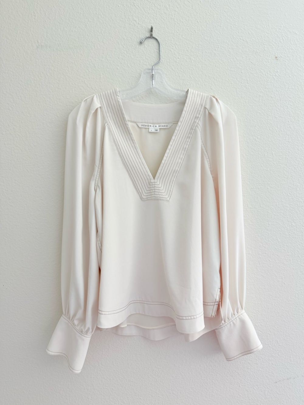Veronica Beard Ivory V-Neck Long Sleeve Blouse size 6 osler top